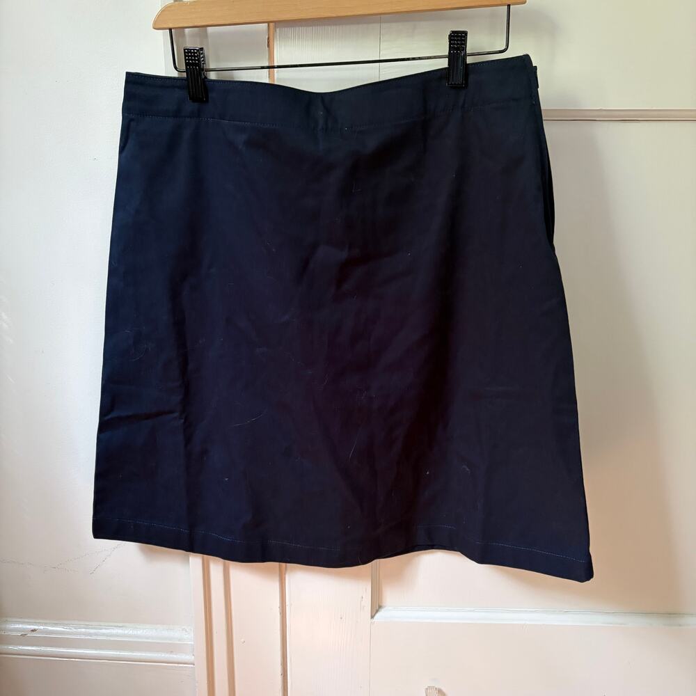 Lands' End Women's Blend Chino Skort Size 8 Navy Blue Cotton - Picture 2 of 8